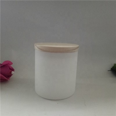 8*8cm high borosiliate safe for candle empty frosted white glass candle jar and wooden lid